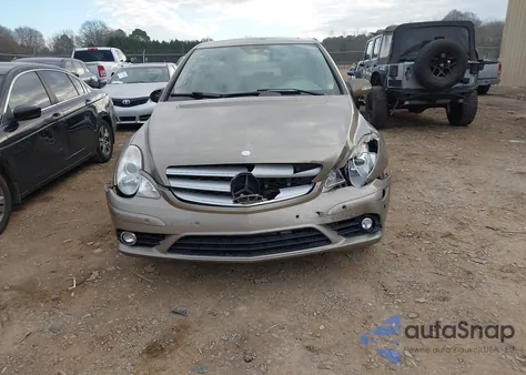 2008 Mercedes-Benz R 350 z USA, uszkodzony, nr VIN 4JGCB56E78A066067